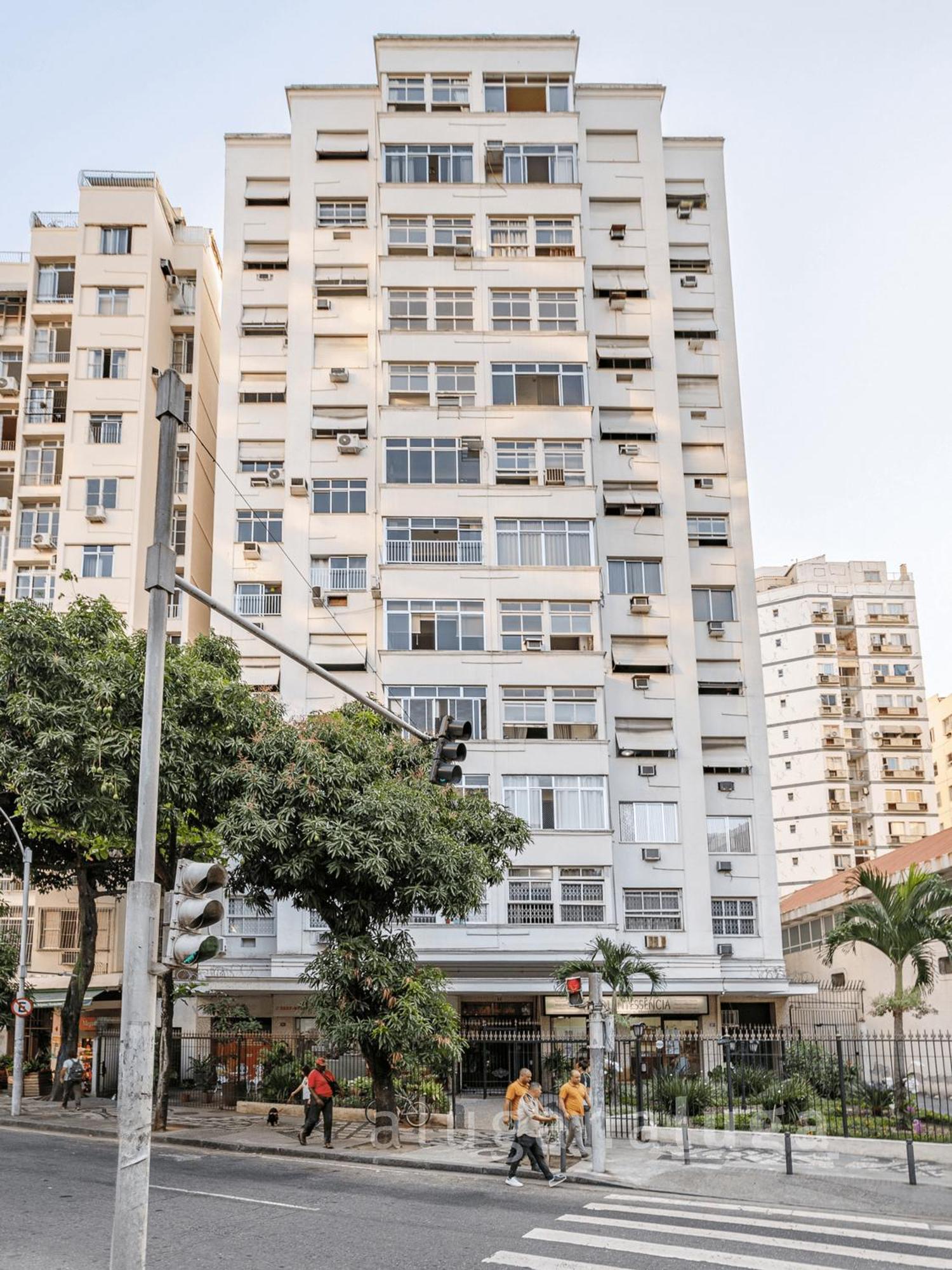 Vintage Charm: 3 Dorm. Flamengo Rj 3 Min Metro